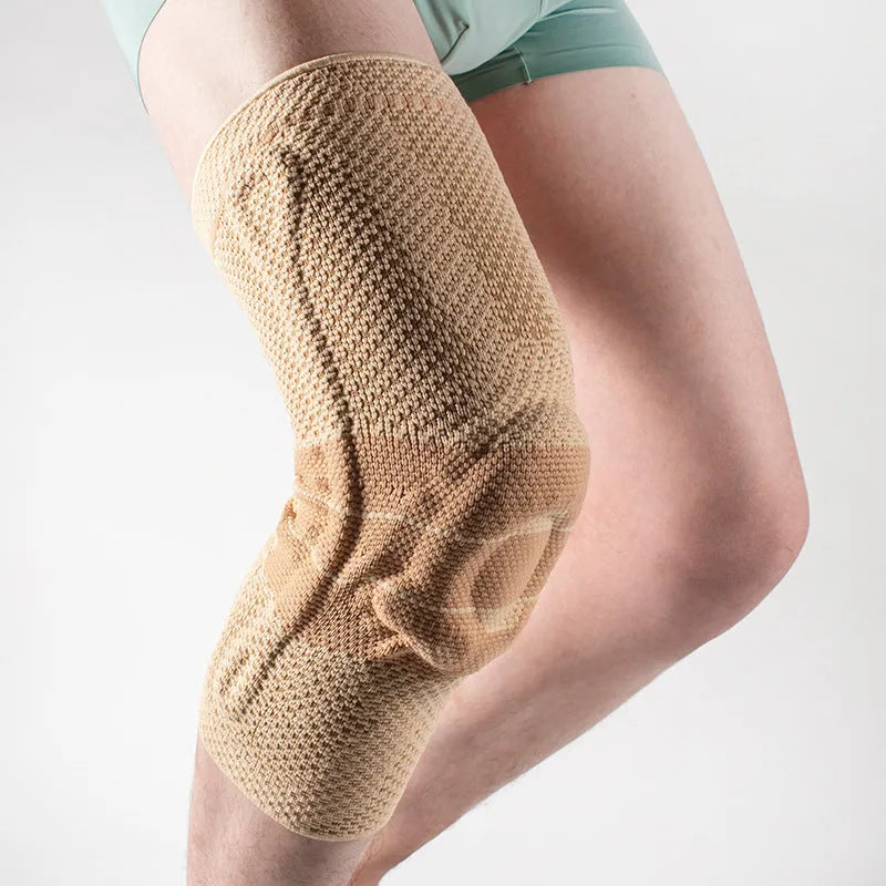 Black and blue adult sports knee pads made from nylon and spandex for running and basketball.