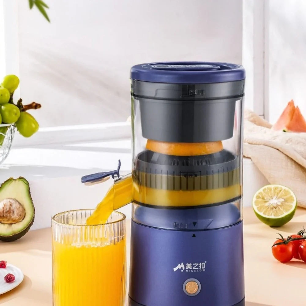 Blue portable USB electric juicer with spiral cutter, measuring 18cm height with USB cable connection
