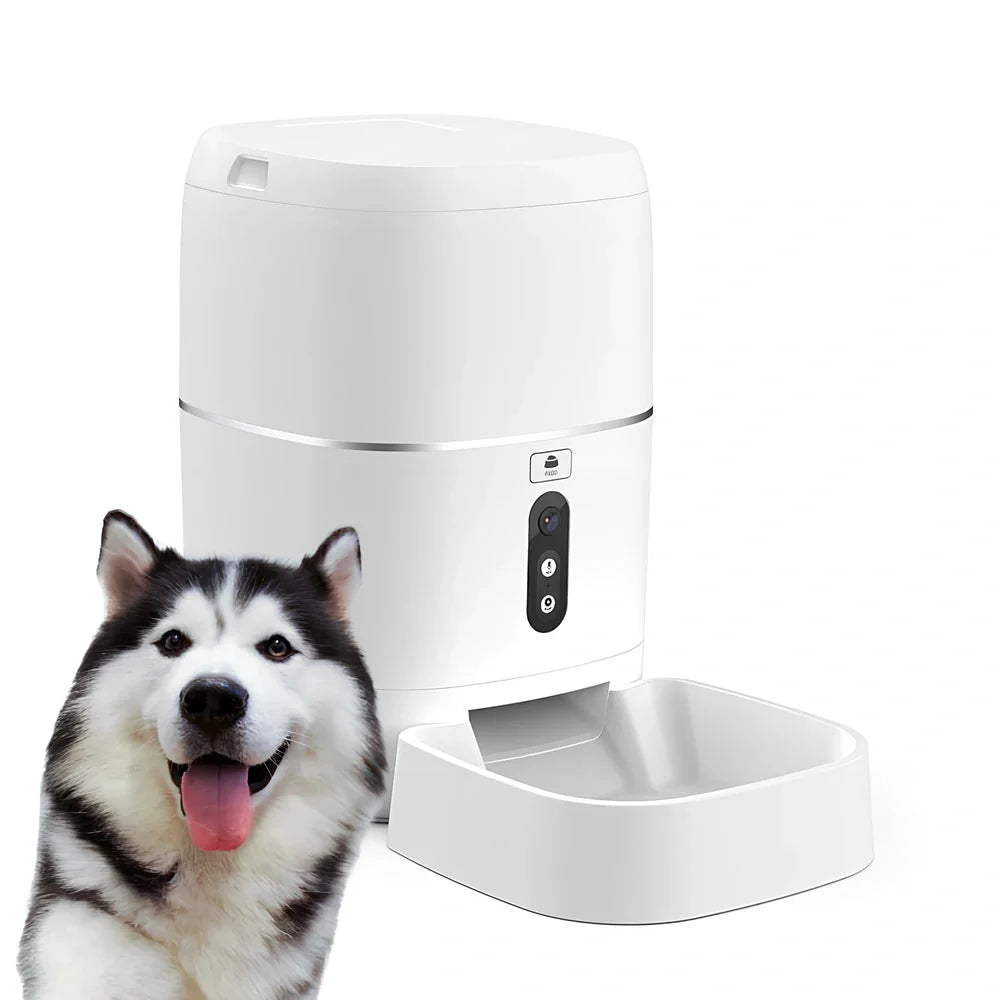 White ABS smart pet automatic feeder with video camera and 5kg food reservoir, dimensions 20.7cm base