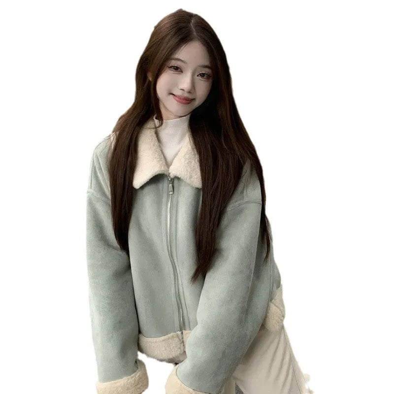 Korean-style lamb wool and fur coat in light blue or khaki, loose fit, thick chenille with spandex, 50cm length.