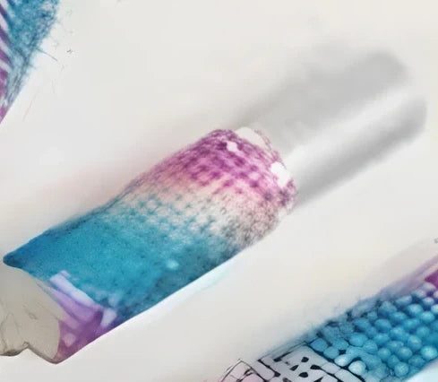 100ml transparent glass perfume bottle with silver spray mechanism and screw cap for fragrance preservation