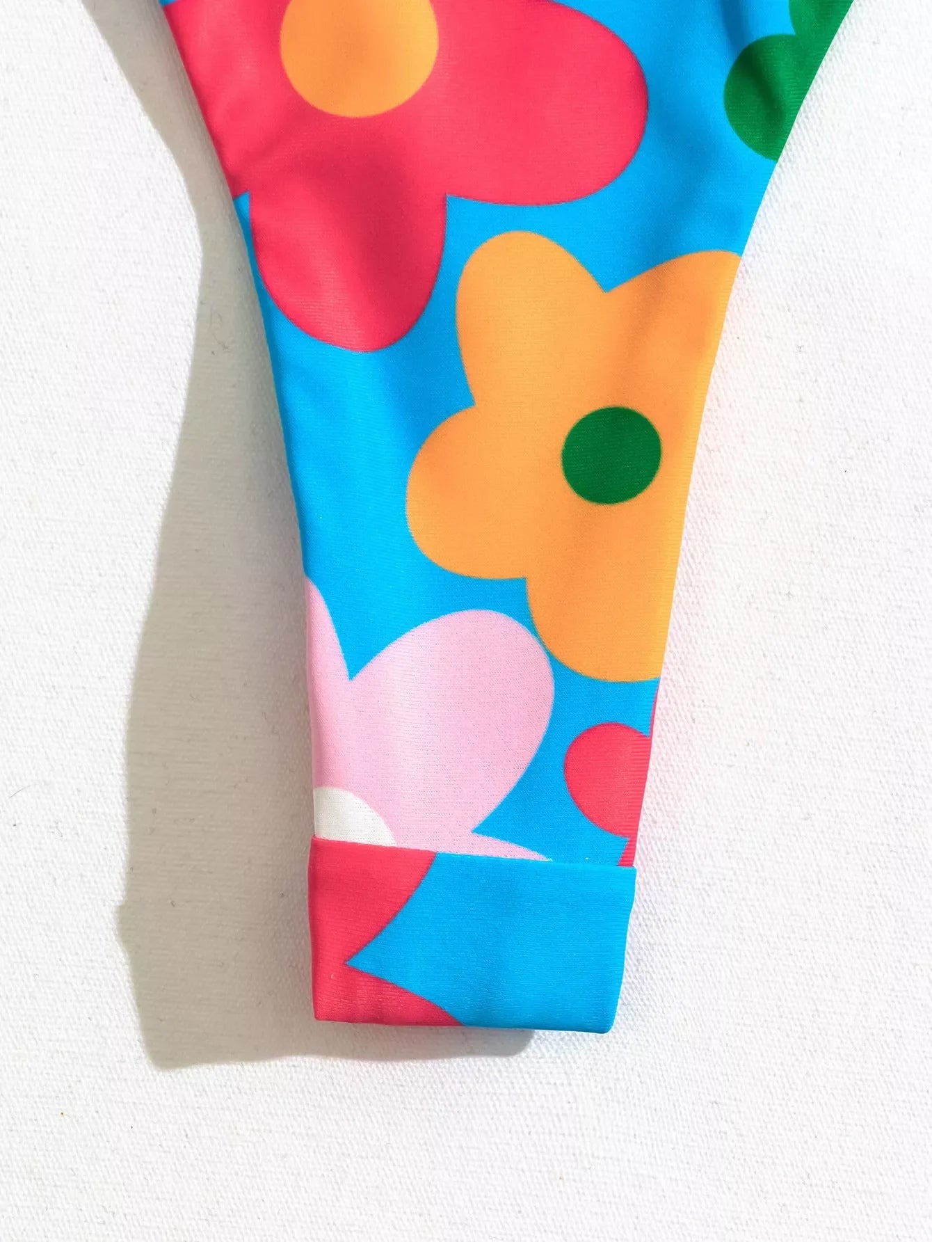 Ladies Fashion Personality Print Split Bikini with chest pad in picture color