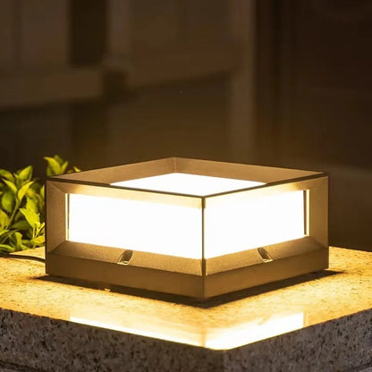 Aluminium outdoor solar column light for garden or pathway with IP54 rating.