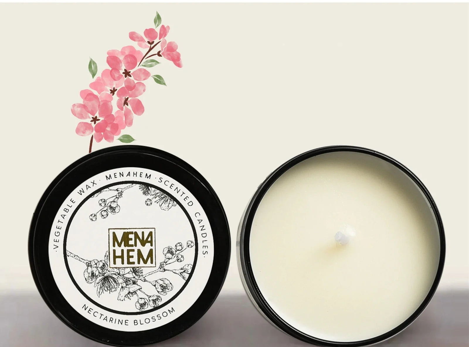 Black tin aromatic candle measuring 6cm diameter by 4cm height with soybean wax and natural wick