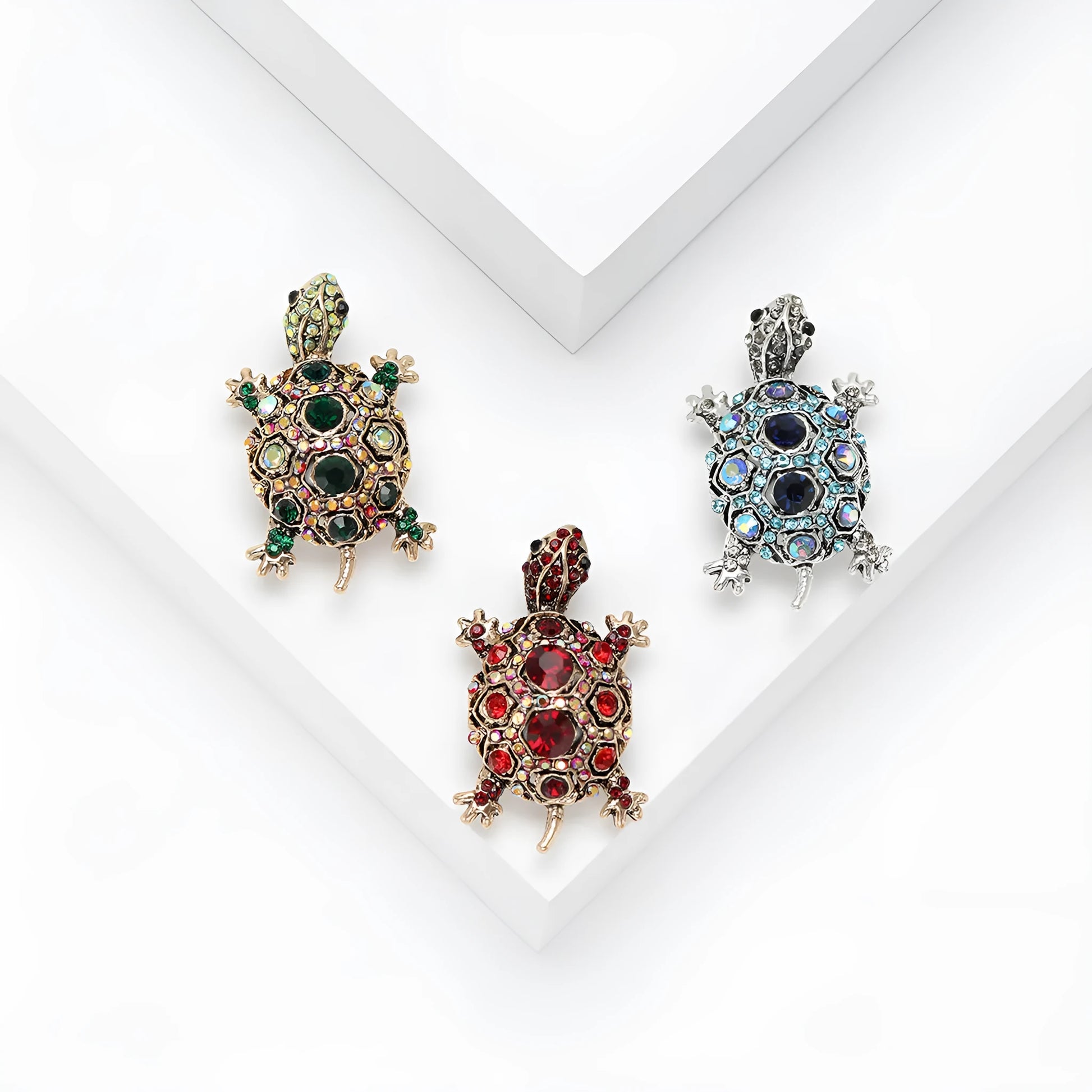 Retro rhinestone turtle brooch pin in blue green or red colours with animal modelling design