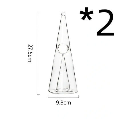 Korean-style clear glass waterfall decanter with 501-600ml capacity showing pouring stream