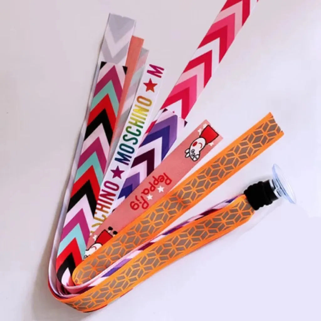 Children's helmet streamer with 60 cm polyester ribbon in colours like apricot and khaki for roller skating and skiing