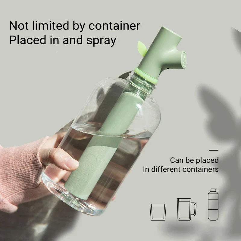 Compact portable USB humidifier with ultrasonic cool mist maker for home and office use
