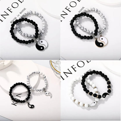 Geometric eight-diagram alloy bracelet with electroplated finish for unisex fashion wear