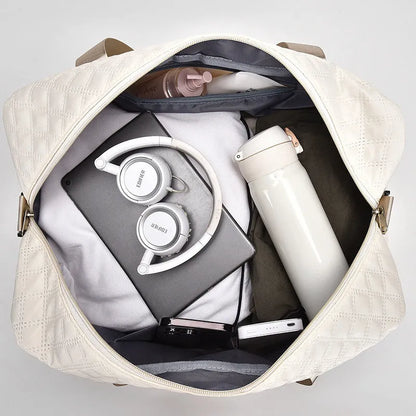 Oxford cloth travel bag with 36-55 litre capacity in street trend style with sewing thread details