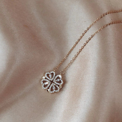 Elegant four-leaf clover necklace with magnetic and detachable design for versatile styling