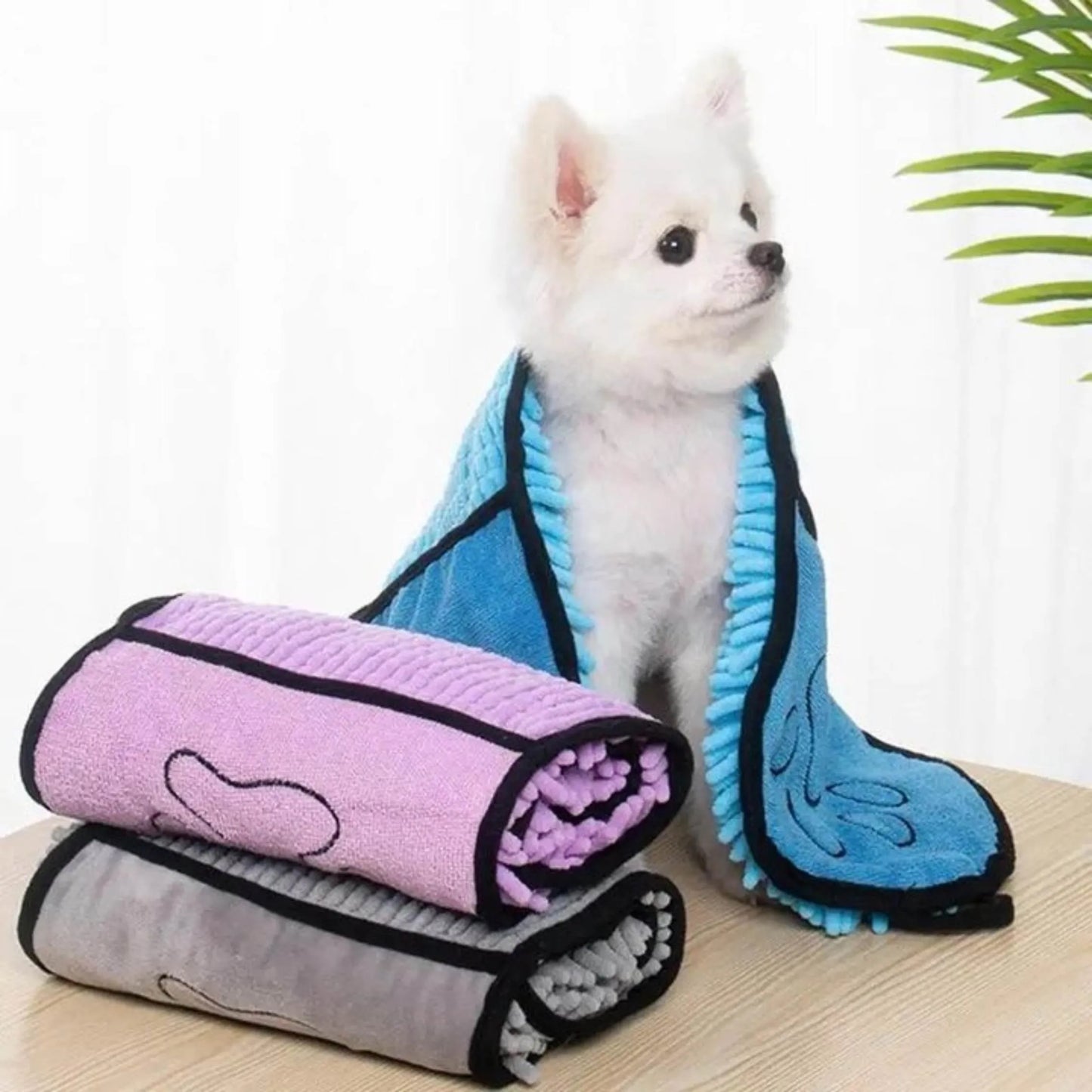 Blue pet bath robe towel with absorbent fibre for drying dogs and cats after washing