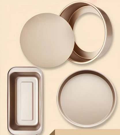 Baking tool set with 5 golden abrasive tools, cake tin, pizza tray, silicone brush and demoulding knife