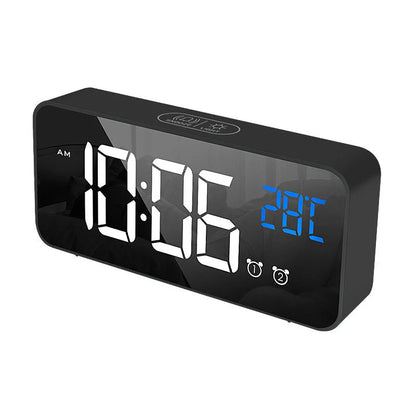 Multifunctional Radio Projection Alarm Clock with adjustable brightness and USB charging port