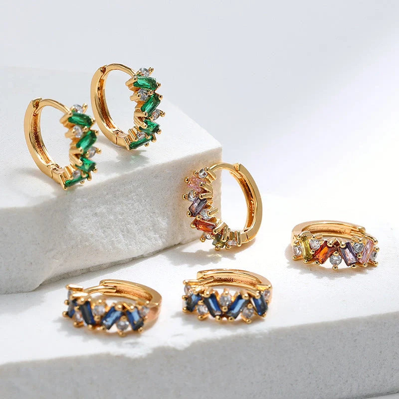 Elegant Leaf Design Zircon Emerald Ear Clips for women, featuring unique inlays and 18K copper material.