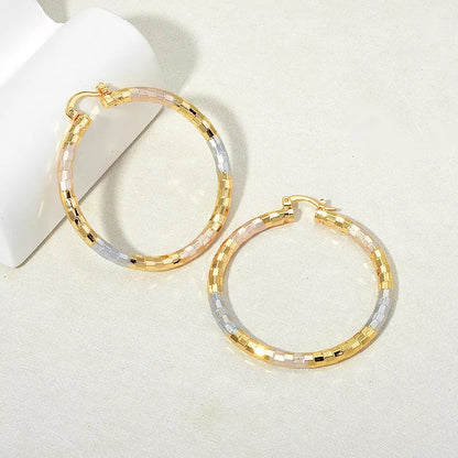 Simple Gold Women's Metal Alloy Geometric Earrings in gold and gold A colors
