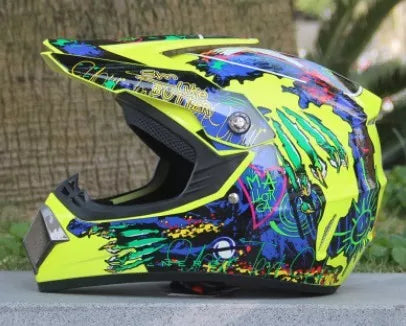 Four seasons mountain bike cross-country motorcycle helmet with high-density foam lining
