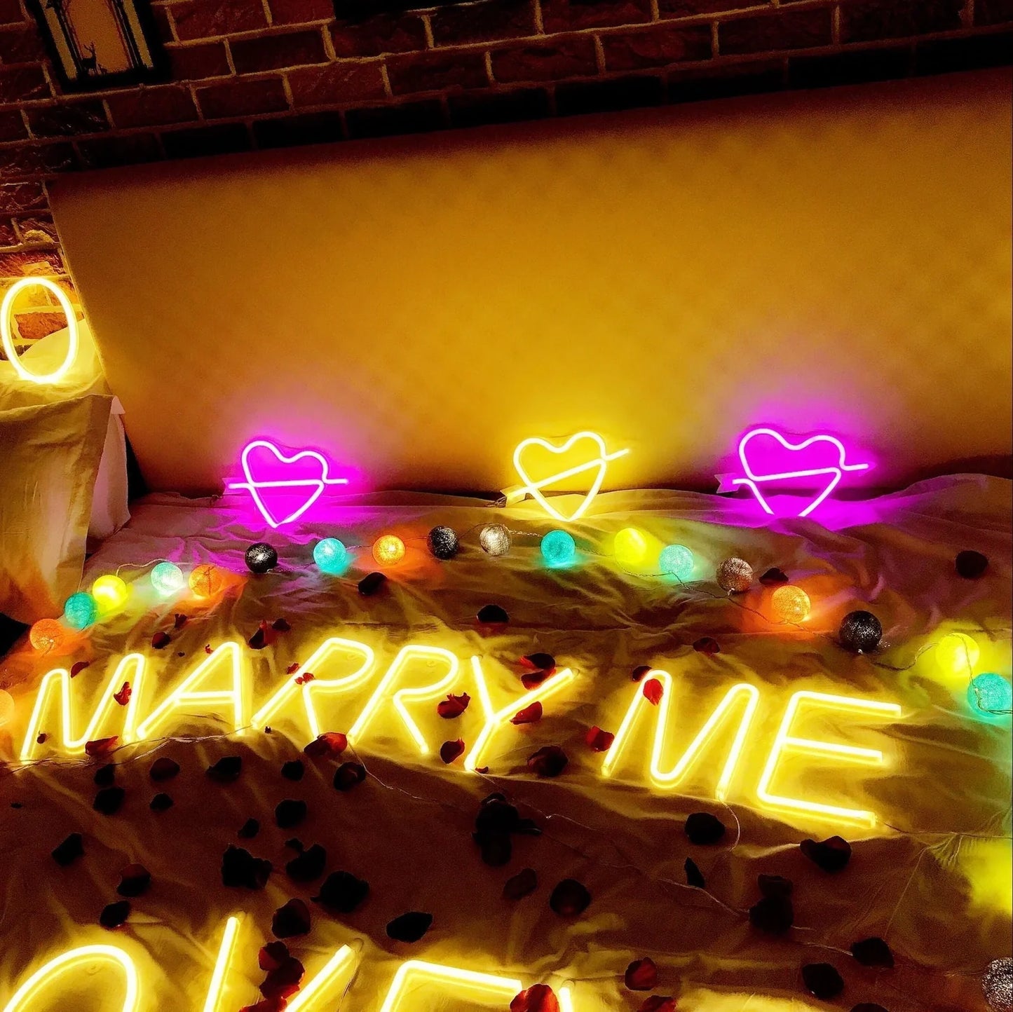 LED English alphabet letter light with plastic shell and night light colour option