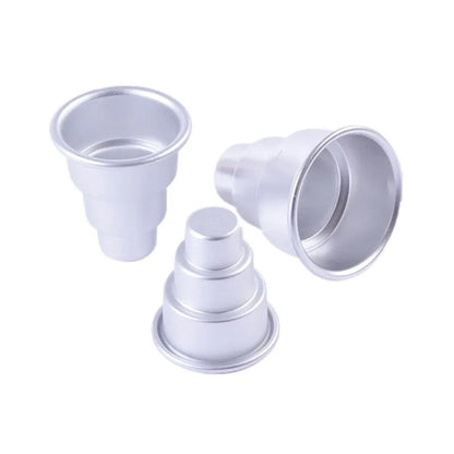 Silver aluminium alloy cake mould set with three graduated sizes for baking