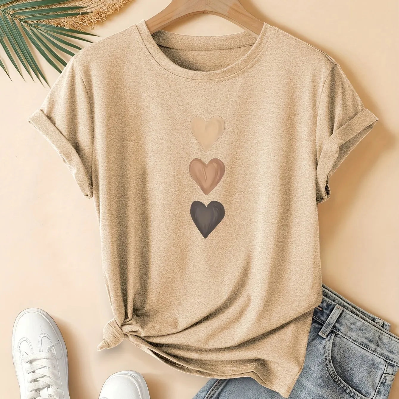 Women's dark gray pure cotton T-shirt with three heart art retro print, short sleeves and round neck.