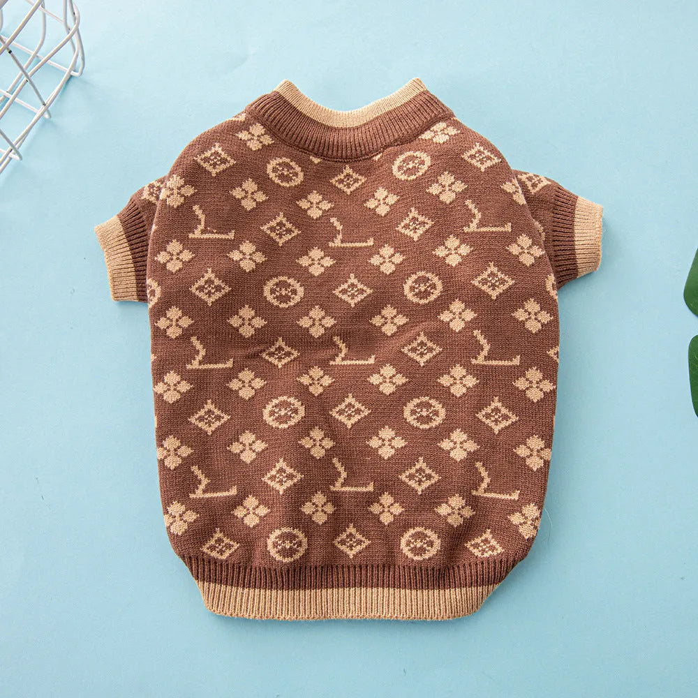 Thick wool dog sweater in monochrome colour on medium-sized dog during autumn