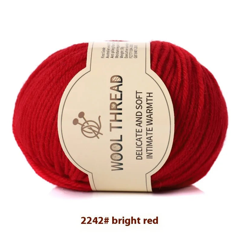 Hand-woven scarf sweater thread roll in domestic wool yarn for baby knitting projects with 10-needle compatibility