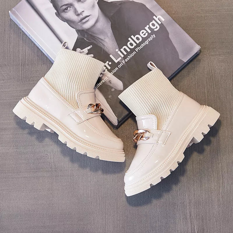 Children's knitted breathable sneakers with elastic band in black and white