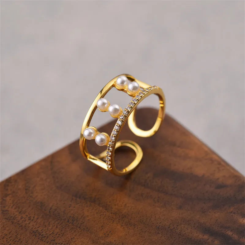Korean fashion women's adjustable open ring with geometric design and electroplated gold finish on copper band