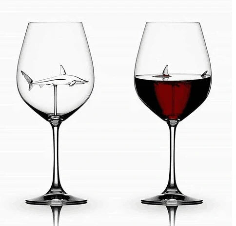 Crystal shark red wine glass with rotating design, lead-free, 300ml capacity