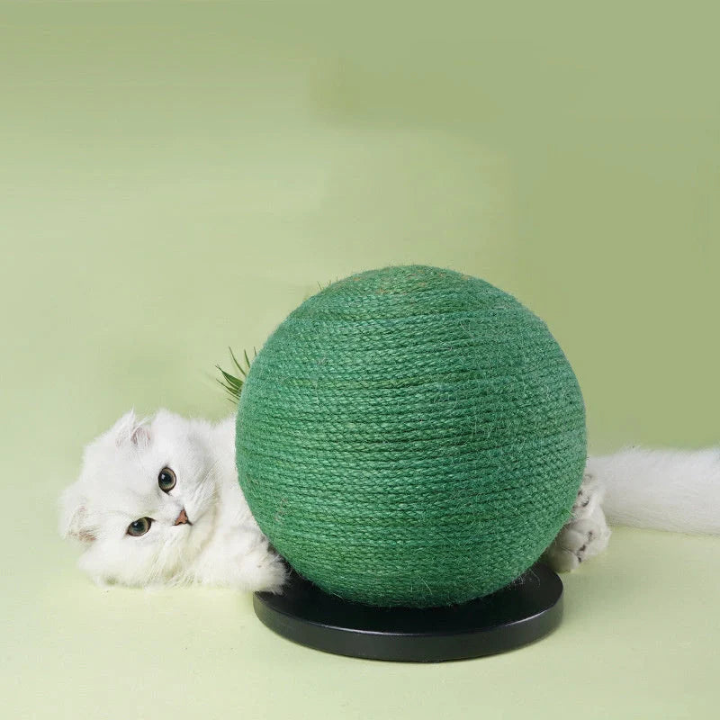 Cactus-shaped cat scratching ball with sisal rope for healthy nails and stress relief
