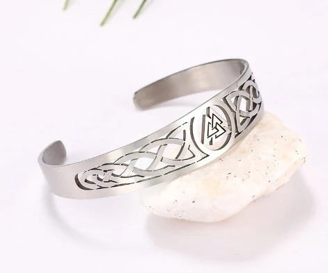 Asgard Crafted Stainless Steel Valknut and Celtic Design Bracelet in silver