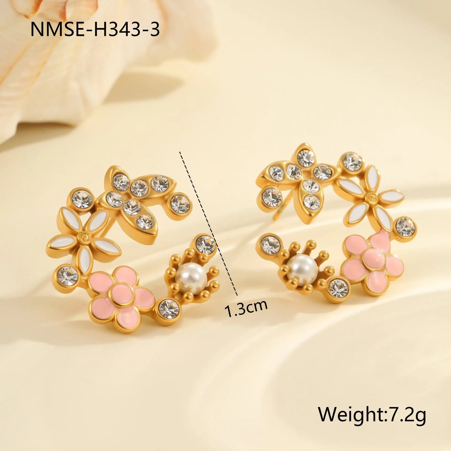 Stainless steel flower stud earrings with 18K gold electroplating and colourful diamond oil pendant