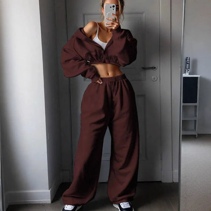 Long sleeve polyester sports sweater two-piece set showing coat and trousers in multiple colour options