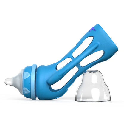 Glass baby bottle with temperature-sensitive silicone sleeve and USB milk warmer for safe, natural feeding