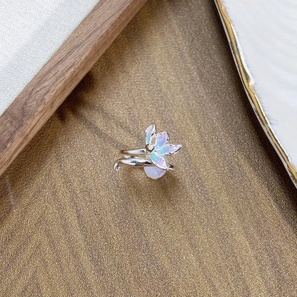 Adjustable copper insect ring with dripping oil finish showing detailed modelling and adjustable opening mechanism