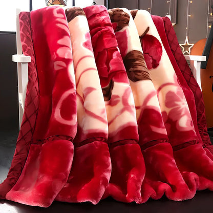 Double-sided flannel blanket quilt with plant and flower pattern showing genuine double-layer thickening