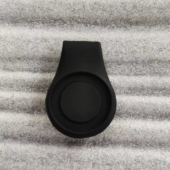 Silicone Golf Hat Clip Ball Marker Holder in vibrant colors for secure ball marker attachment