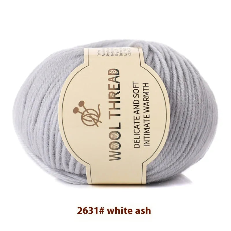 Hand-woven scarf sweater thread roll in domestic wool yarn for baby knitting projects with 10-needle compatibility