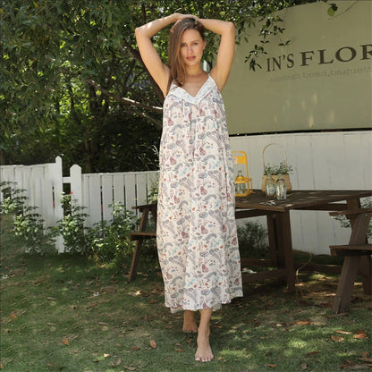 Elegant and comfortable women's dress in a classic design with a flowing, polyester fabric