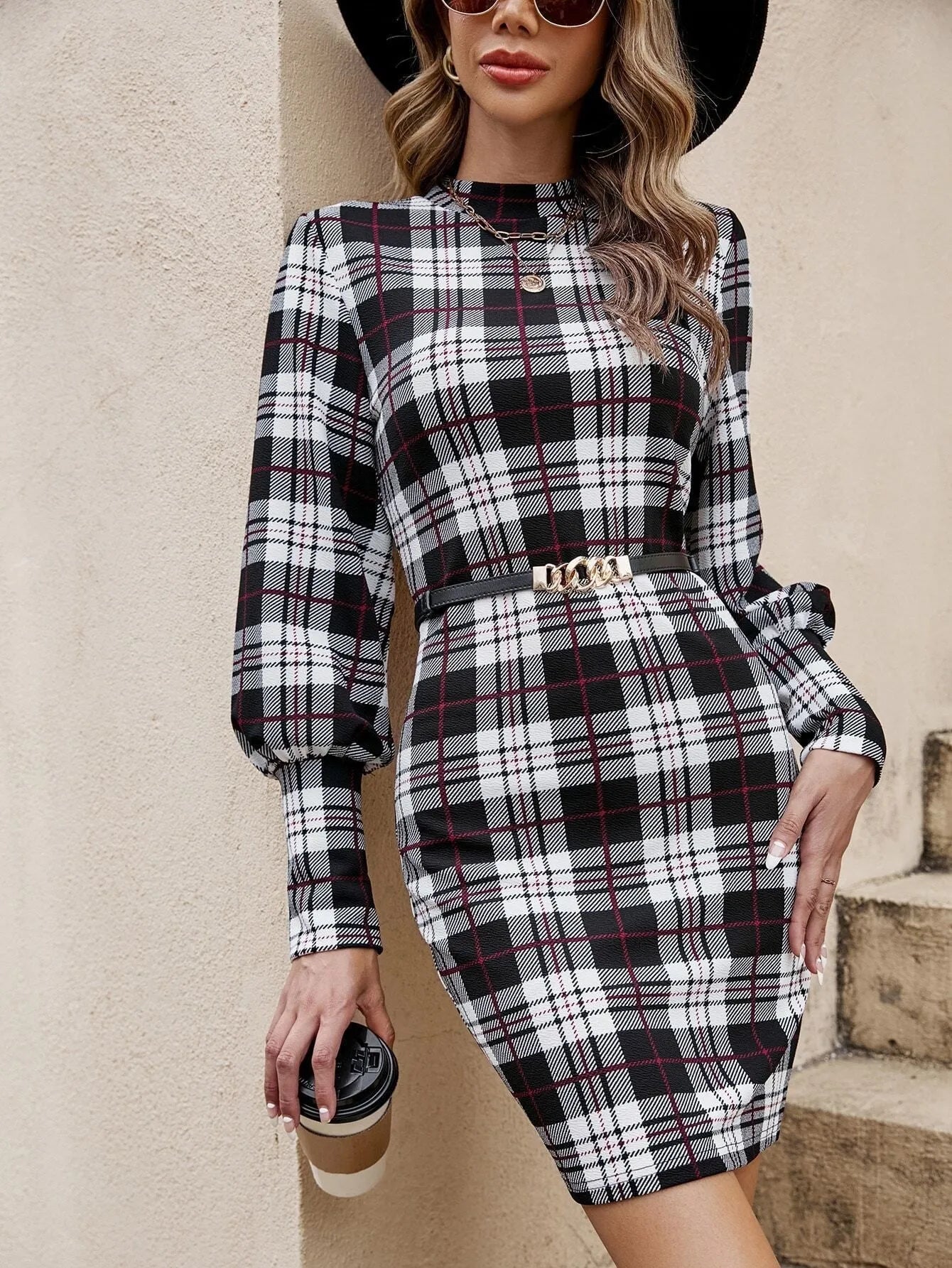 Black tight dress with lantern sleeves and leather stitching, mid-length skirt, shown in Japanese and Korean casual style