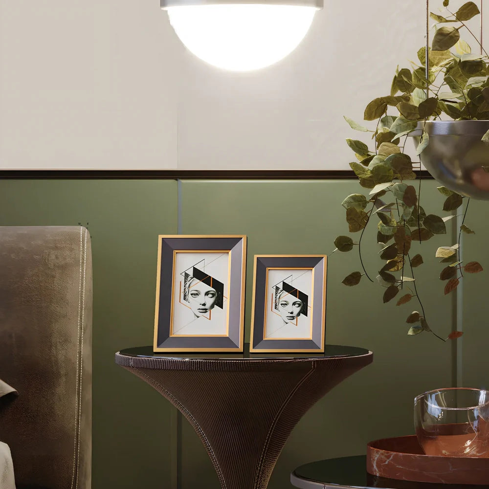 Solid wood picture frame decoration in three sizes for photo display