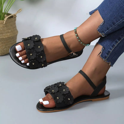 Women's retro floral sandals with buckle closure and round toe design