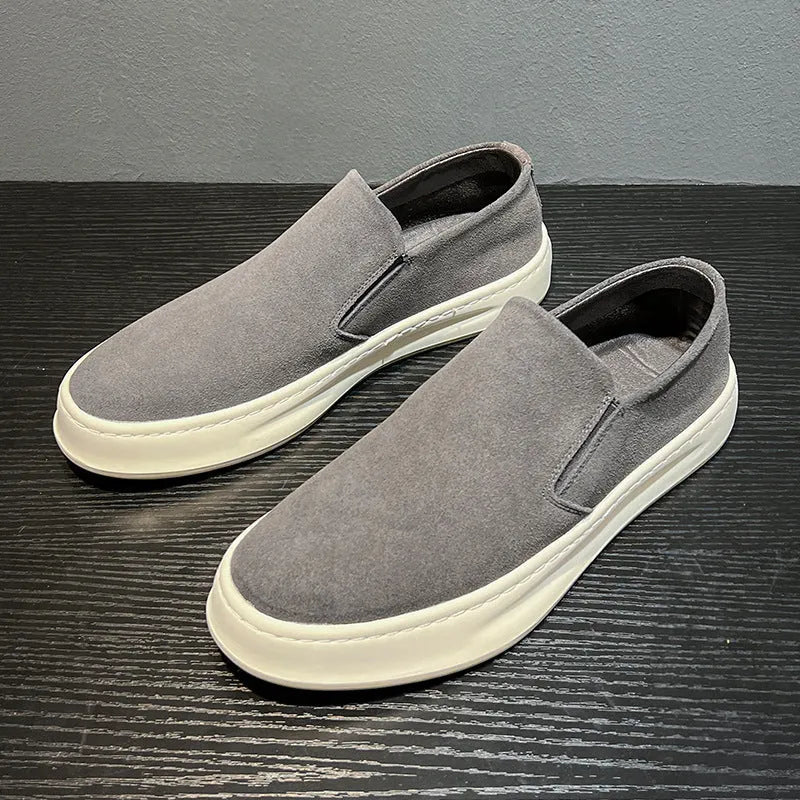 Men's casual shoes with round toe design and mid-heel height in grey and apricot colour options