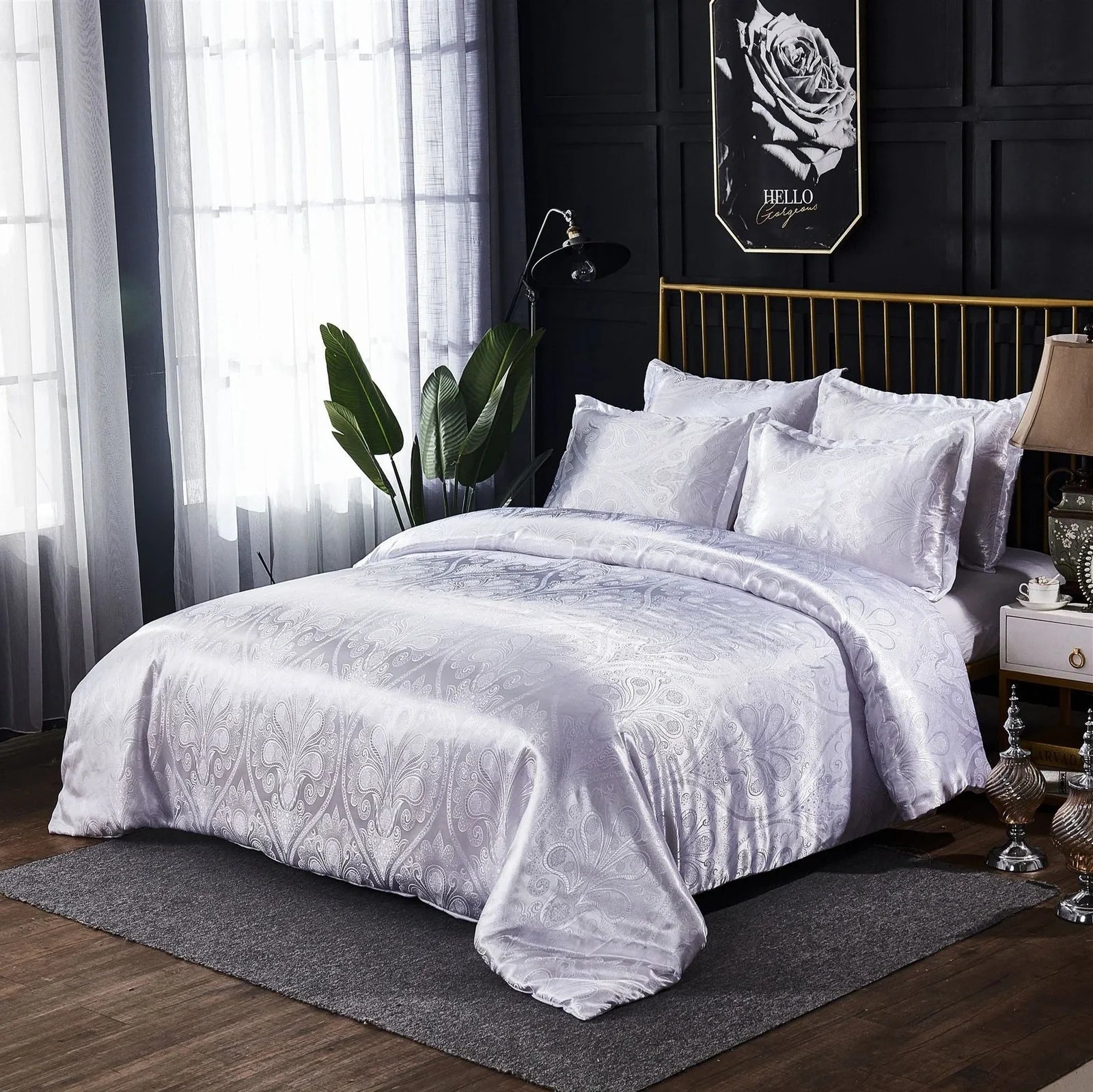 Three-piece bedding set with reactive dyed polyester in blue, gold, grey, pink, purple, or white for UK bed sizes