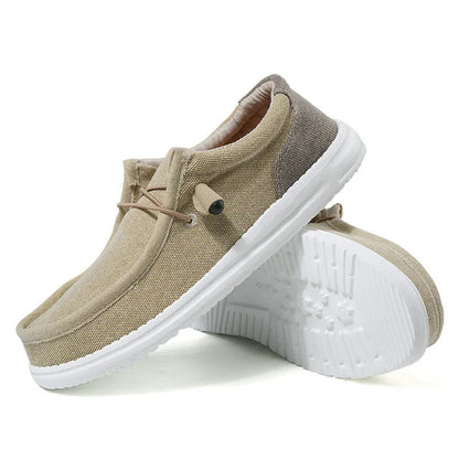 Men's green canvas sneakers with rubber sole and colour mosaic detail on round toe design