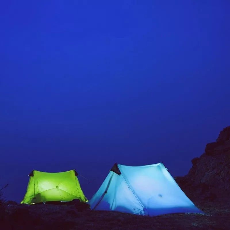 Silicon-coated poleless tent in green with rainproof feature