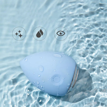 Electronic Cleansing Egg in pink and blue for deep skin cleansing
