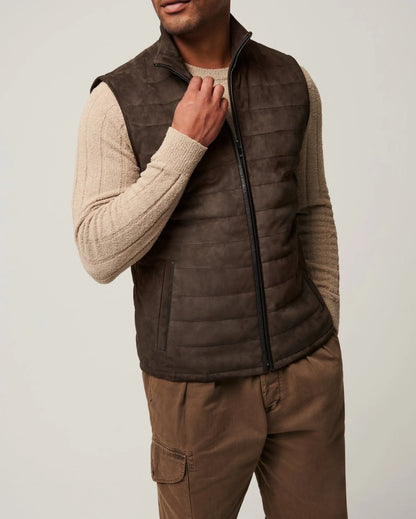 Brown men's sleeveless vest jacket with straight hem and horizontal panel design, sizes S to XXXL.