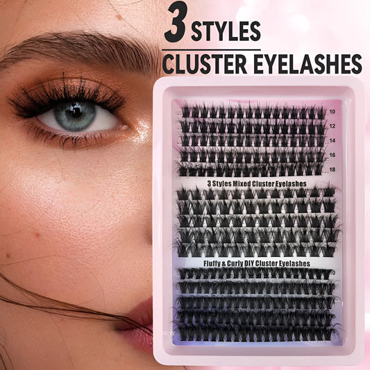 Creative large capacity false eyelash storage box with dimensions 13.7cm by 13.5cm by 1.4cm.