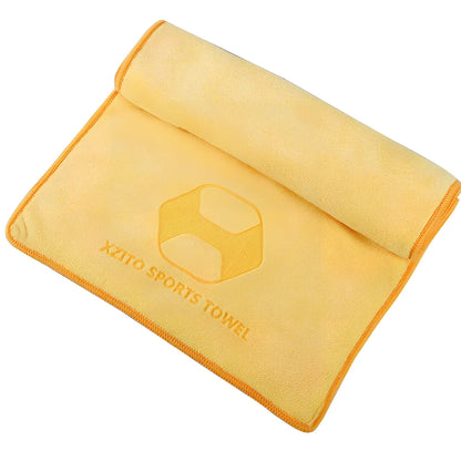Blue sports sweat absorbent towel with 100x30cm dimensions and polyester-nylon fabric for athletic use